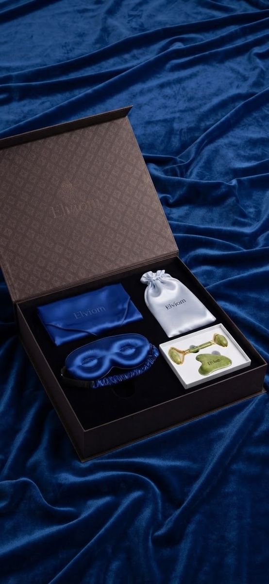 Elviom set inside the premium gift box